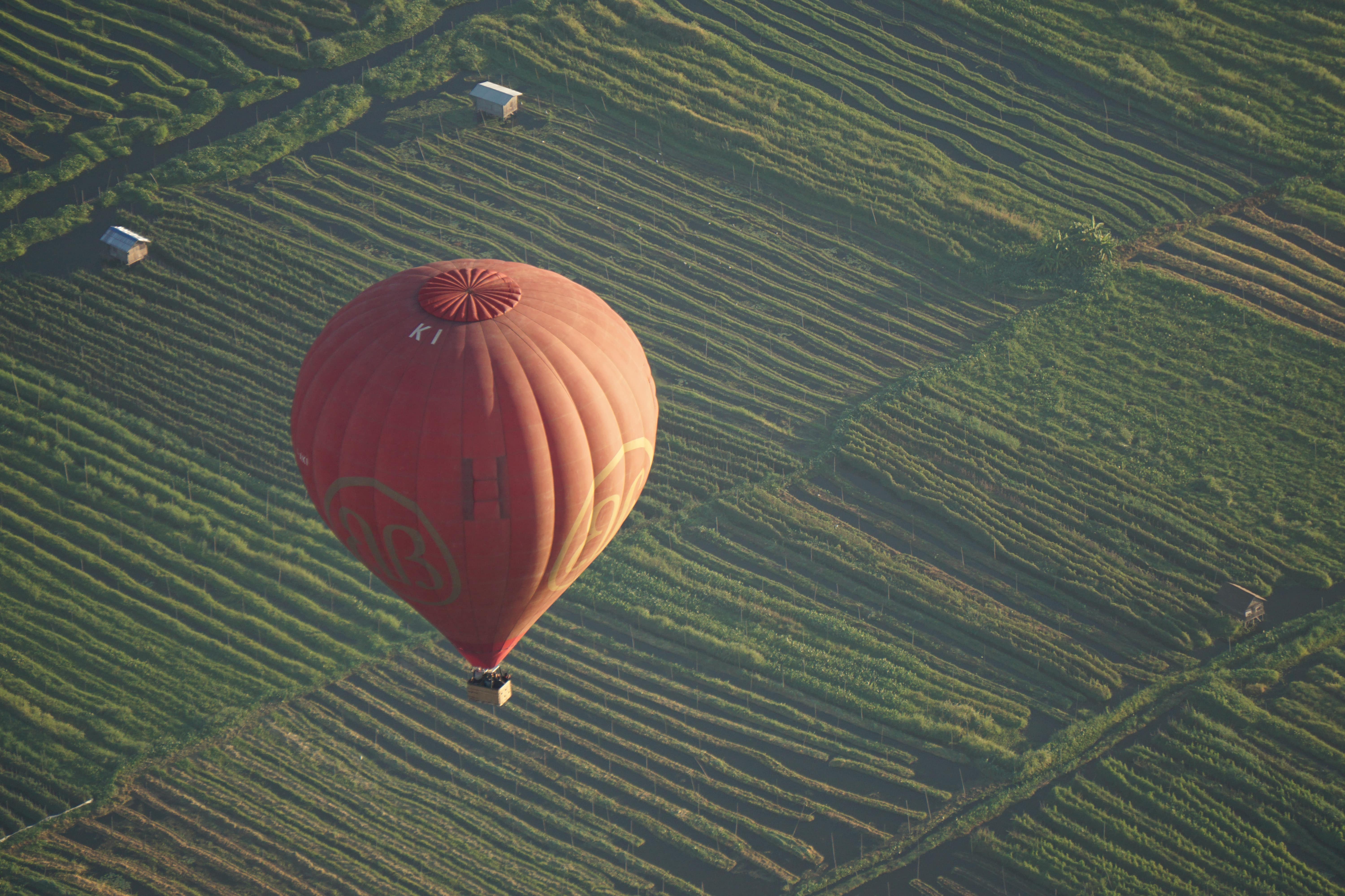 Ballooning in Inle